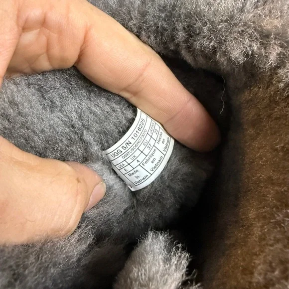 UGG Gray Suede Leather Boots with Bows Women's US 6 Cozy Winter - Picture 6 of 6